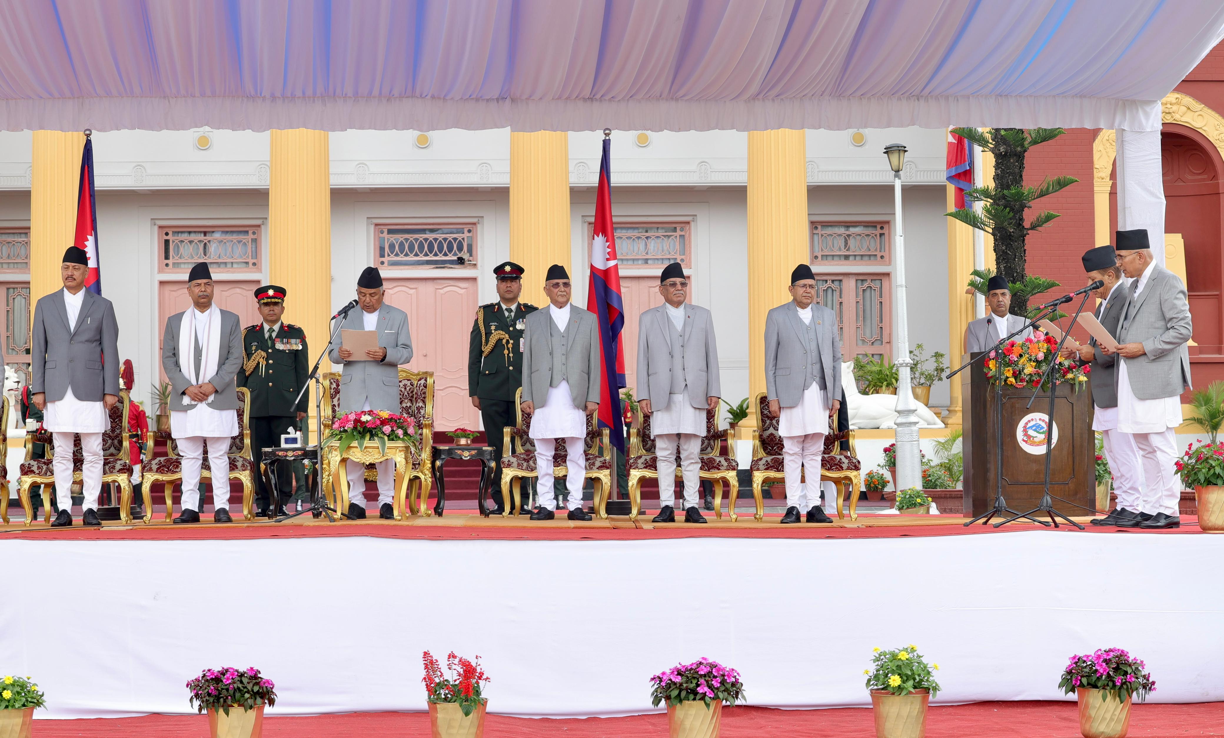 प्रकाशमान सिंह र विष्णु पौडेललाई उपप्रधानमन्त्रीको जिम्मेवारी